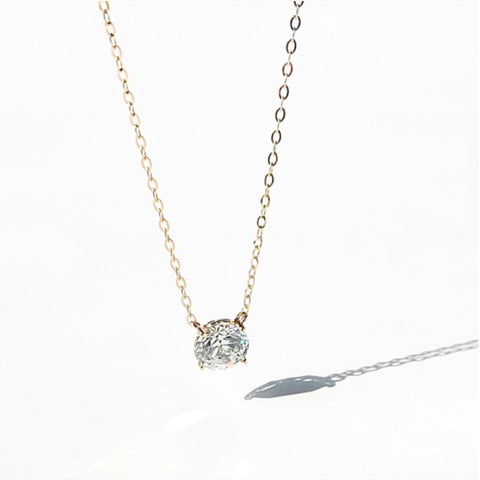 Floating Round Diamond Necklace In Yellow Gold
