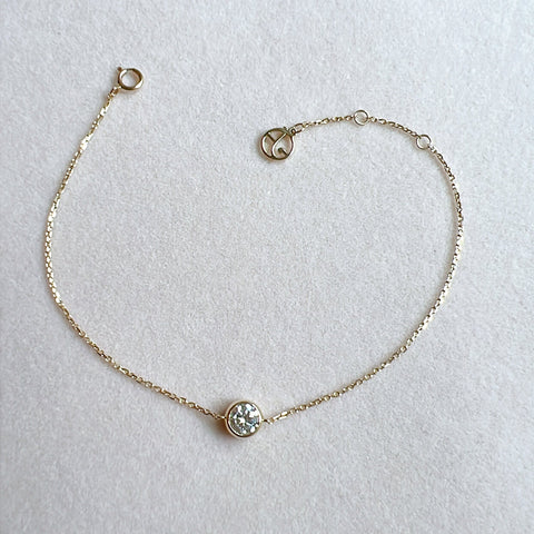 Bezel Solitaire Round Bracelets In Yellow Gold 0.5 Carats