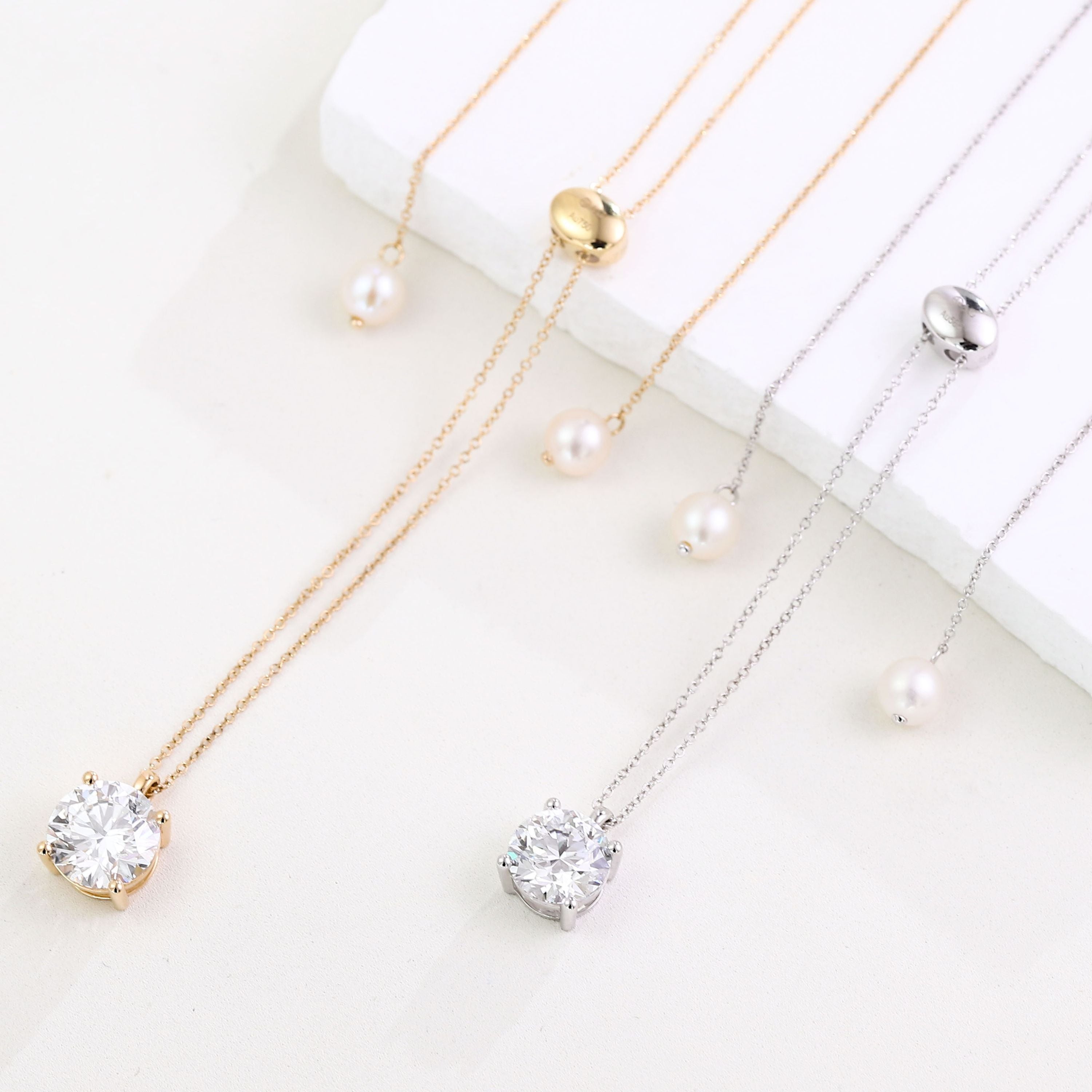gold-diamond-pendant-adjustable-necklace