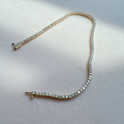 4prong-thin-tennis-bracelet